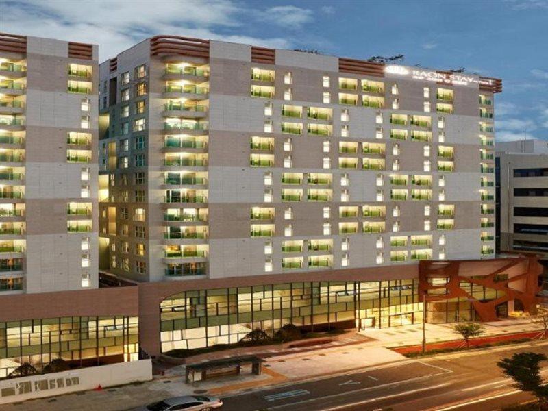 Raonstay In Perla Hotel Чинджу Экстерьер фото
