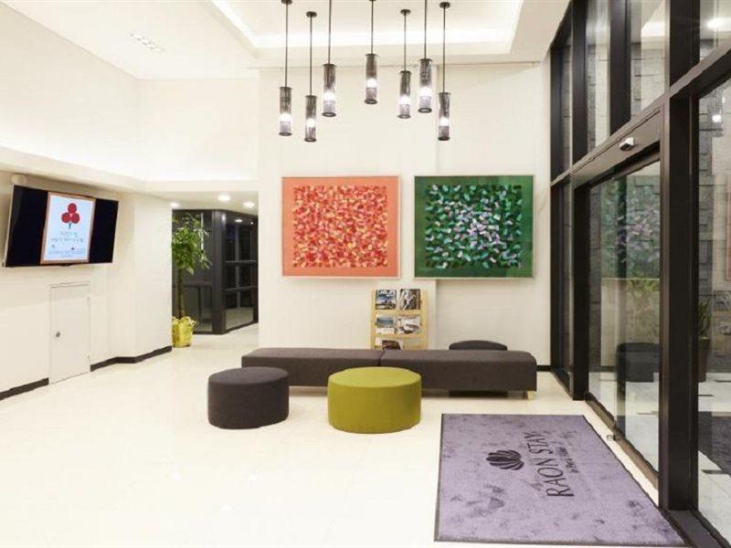 Raonstay In Perla Hotel Чинджу Экстерьер фото
